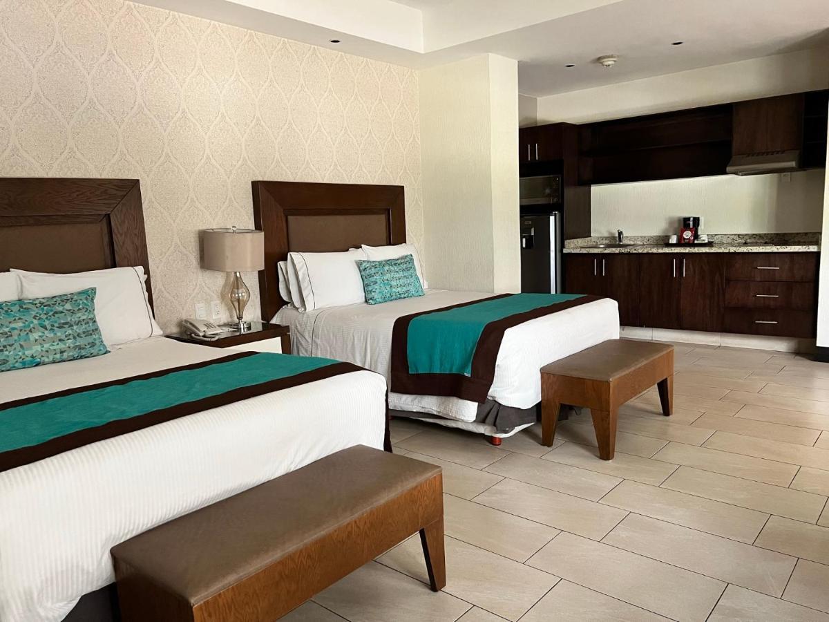 Áurea Hotel&Suites Zapopan Ngoại thất bức ảnh