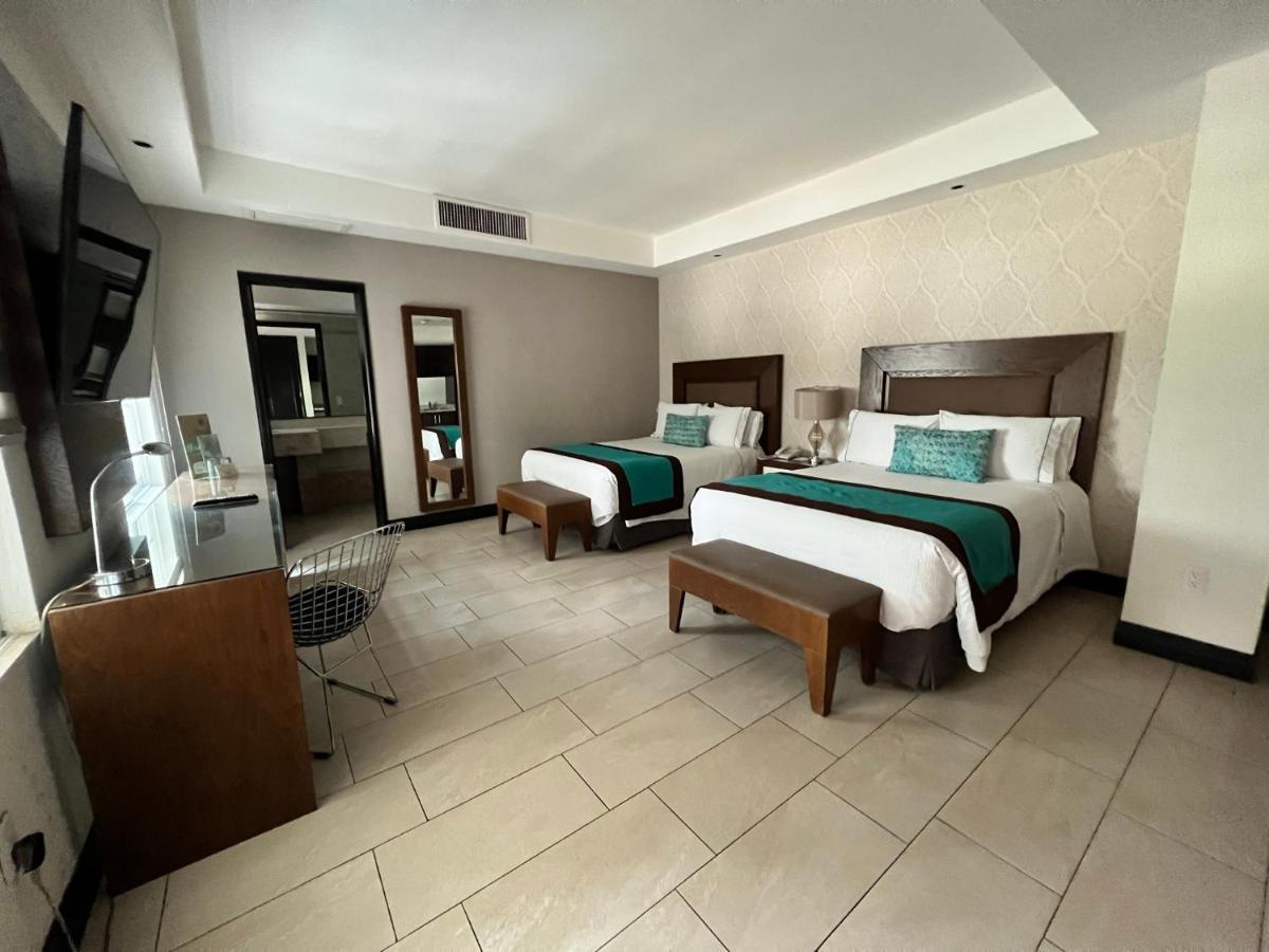 Áurea Hotel&Suites Zapopan Ngoại thất bức ảnh